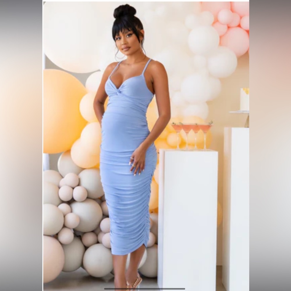 Glam Mama | Powder Blue Maternity Cami Strap Knot Ruched Midi Dress
US6 / Blue
